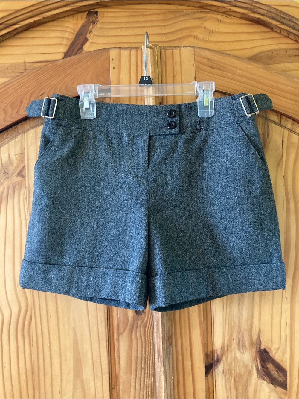 Women’s Body by Victoria gray wool cuffed hem chino shorts size 2 - NWT